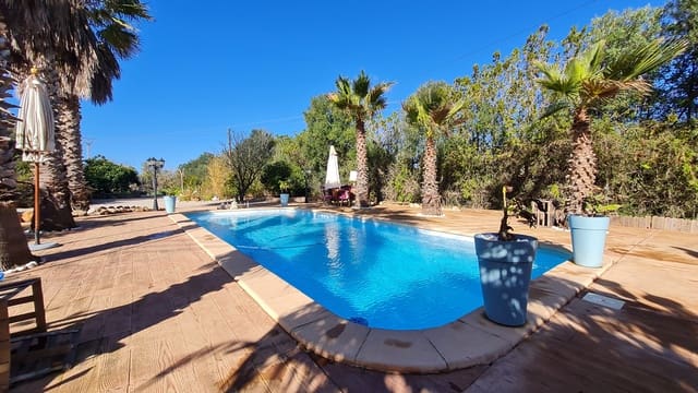 3 soveværelse Finca/Landehus til salg i Llucmajor med swimmingpool garage - € 550.000 (Ref: 9573501)