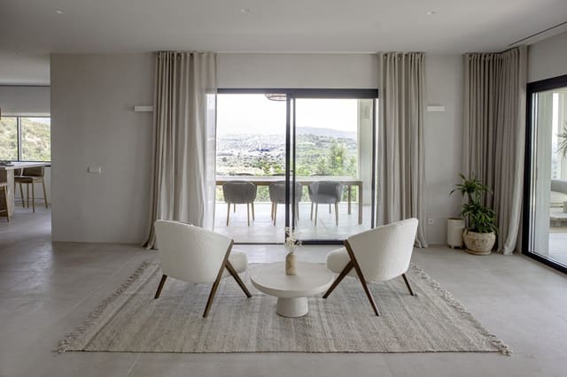 4 soveværelse Byhus til salg i Palmanyola, Bunyola med swimmingpool garage - € 6.300.000 (Ref: 9581349)