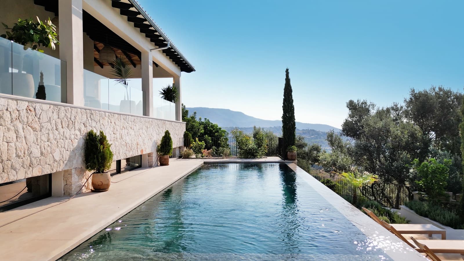 Chalet de 4 habitaciones en Palmanyola en venta con piscina garaje - 5.750.000 € (Ref: 9581349)