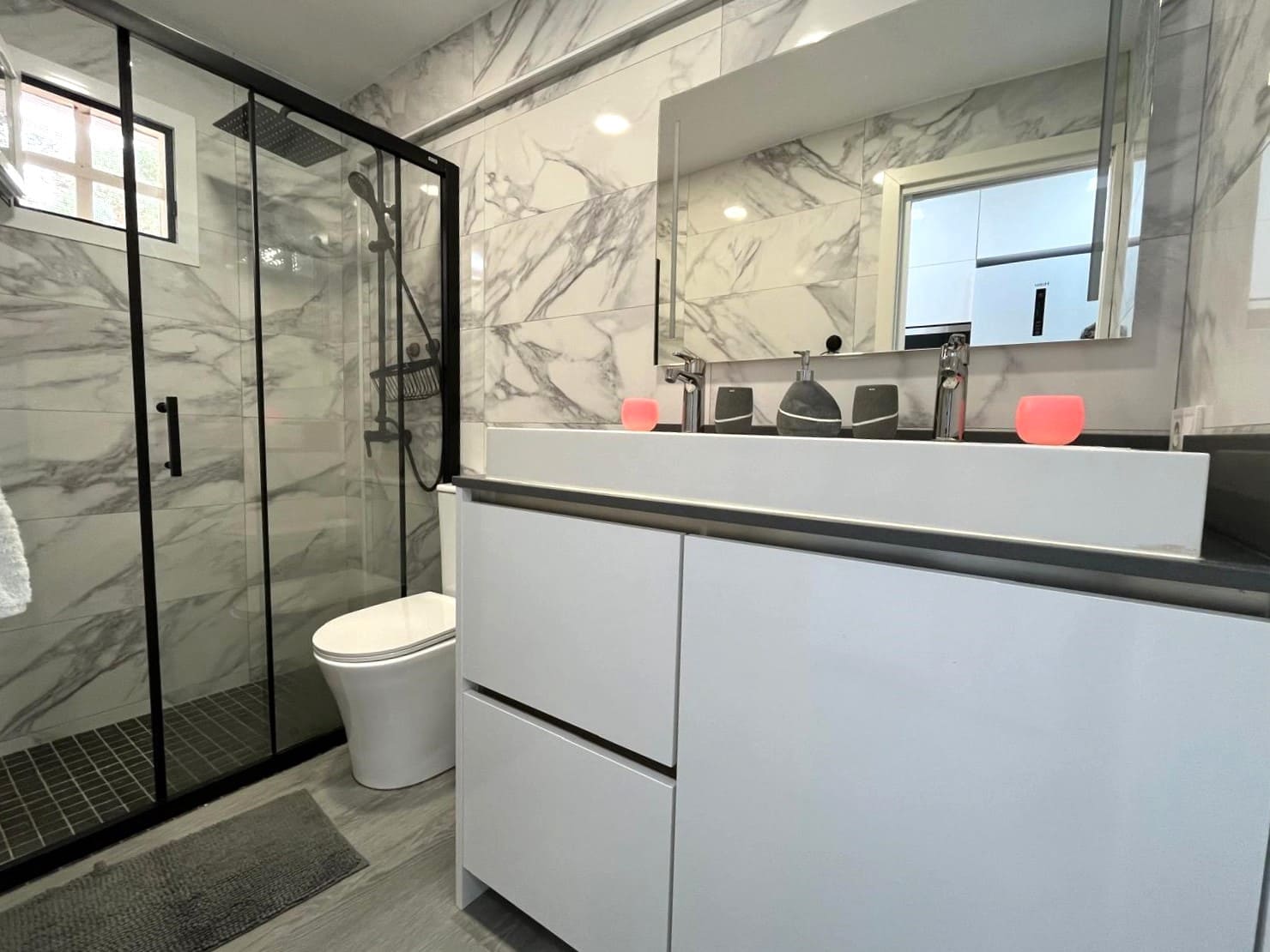 1 slaapkamer Appartement te huur in Santa Ponsa met garage - € 1.500 (Ref: 9581350)