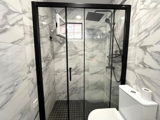 1 slaapkamer Appartement te huur in Santa Ponsa, Calvià met garage - € 1.500 (Ref: 9581350)