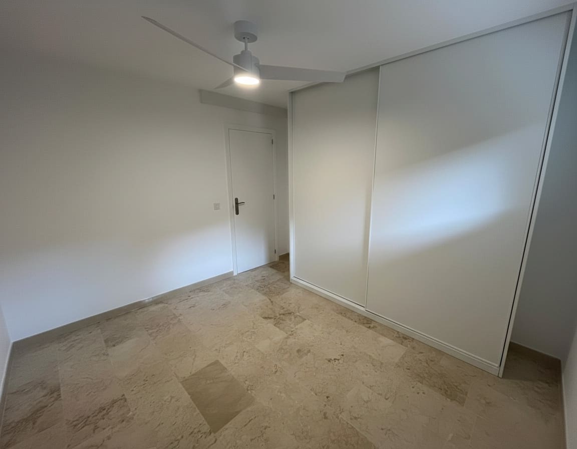 2 bedroom Apartment for rent in El Toro / Port Adriano with garage - € 2,100 (Ref: 9590429)