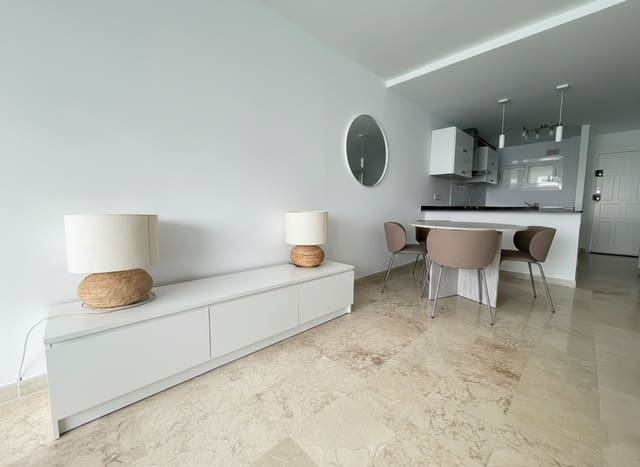 2 bedroom Apartment for rent in El Toro / Port Adriano, Calvià with garage - € 2,100 (Ref: 9590429)