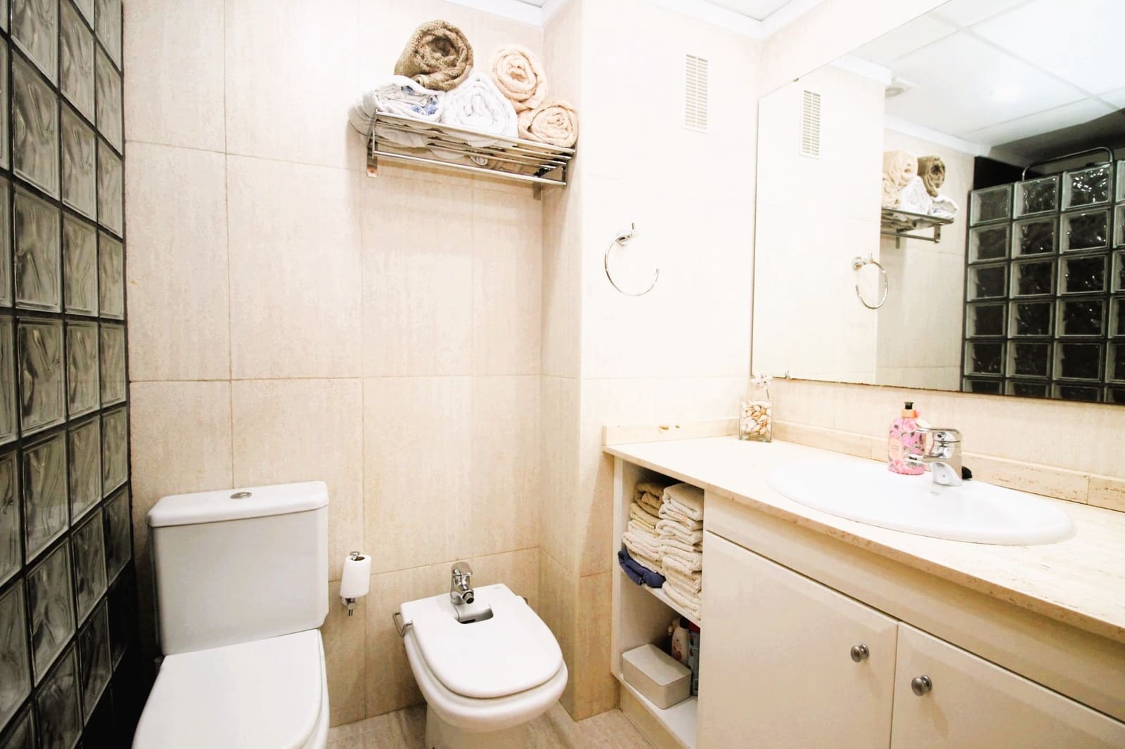 3 bedroom Apartment for sale in Palma de Mallorca with garage - € 870,000 (Ref: 9593291)