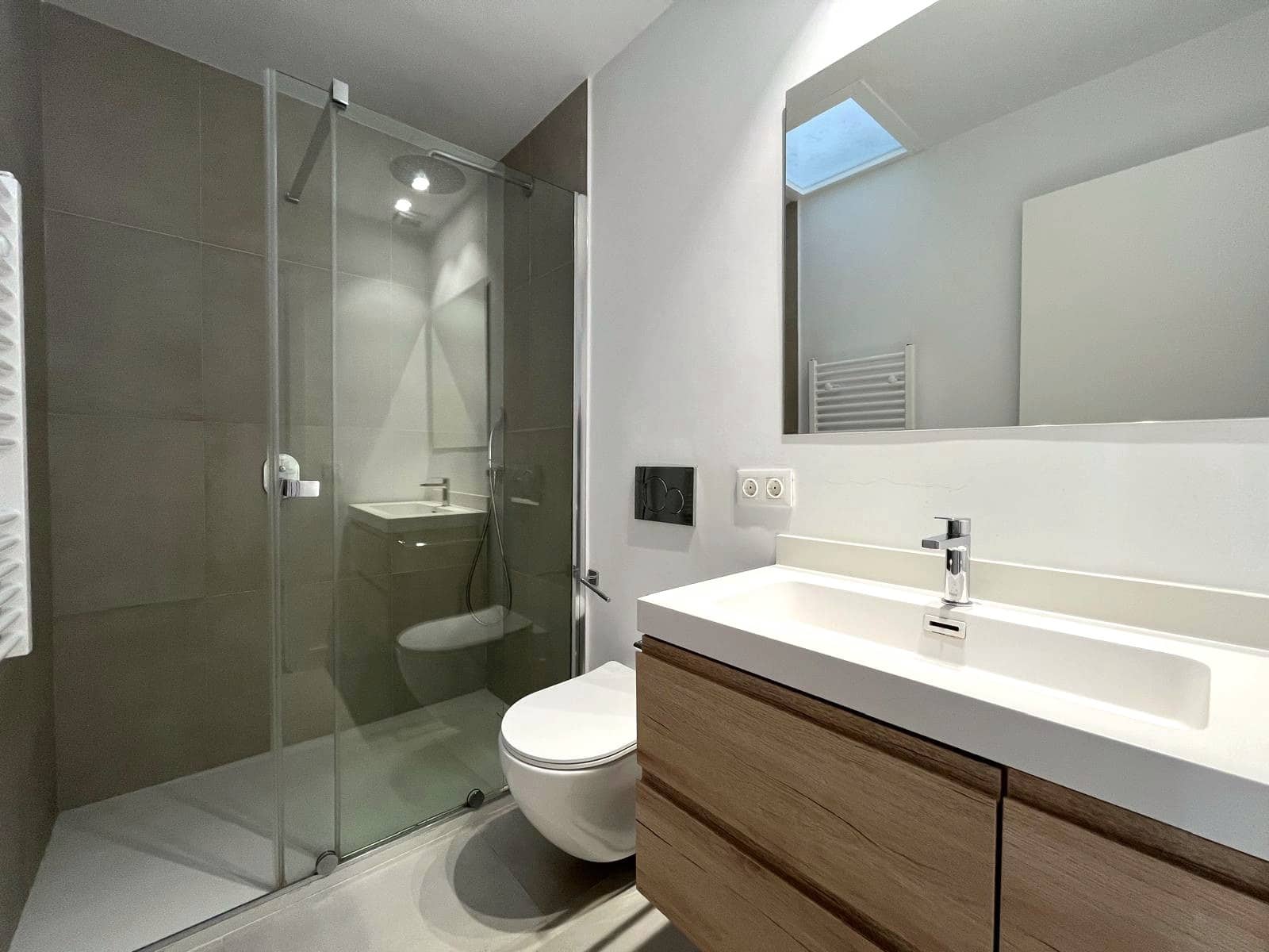 4 bedroom Semi-detached Villa for rent in Calvia with pool garage - € 3,450 (Ref: 9593294)