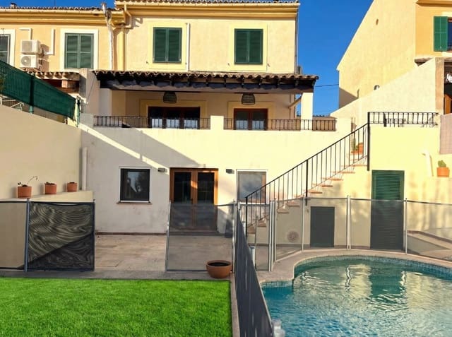 4 bedroom Semi-detached Villa for rent in Calvià Pueblo, Calvià with pool garage - € 3,450 (Ref: 9593294)