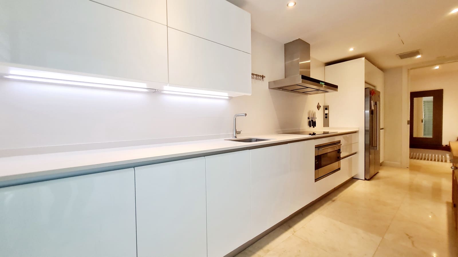 3 bedroom Apartment for rent in Bendinat with garage - € 5,900 (Ref: 9593295)