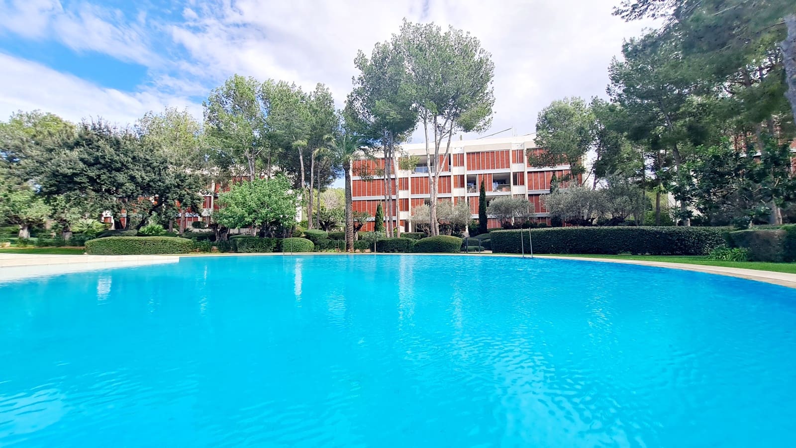 3 bedroom Apartment for rent in Bendinat with garage - € 5,900 (Ref: 9593295)