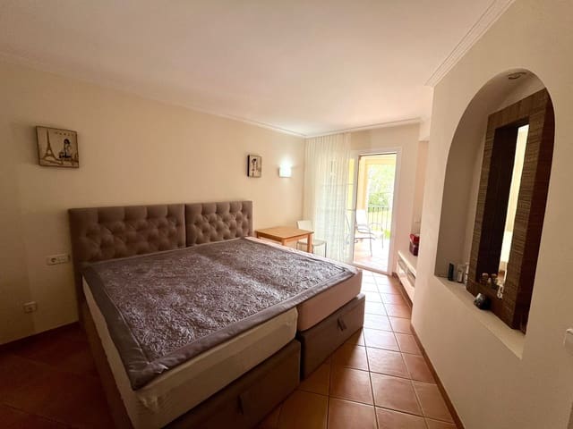 2 bedroom Apartment for rent in Santa Ponsa, Calvià with garage - € 2,800 (Ref: 9598450)