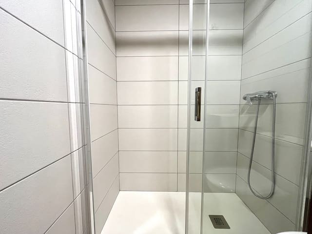 2 bedroom Apartment for rent in Santa Ponsa, Calvià with garage - € 2,800 (Ref: 9598450)