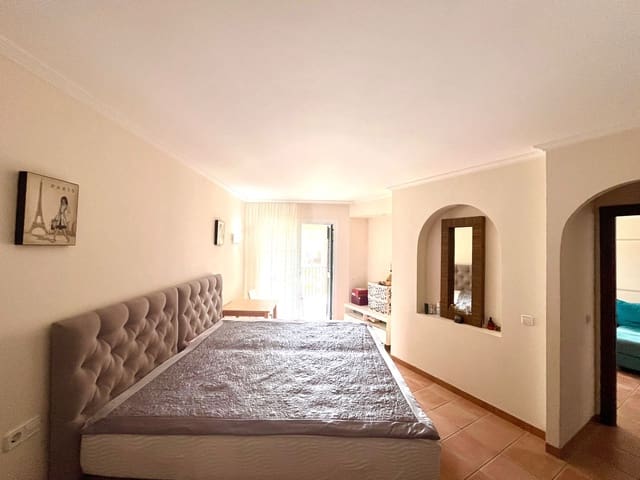 2 bedroom Apartment for rent in Santa Ponsa, Calvià with garage - € 2,800 (Ref: 9598450)