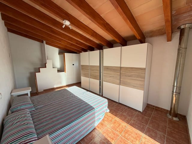 3 makuuhuone Maalaistalo vuokrattavana paikassa Muro mukana uima-altaan 
autotalli - 2 000 € (Ref: 9606968)