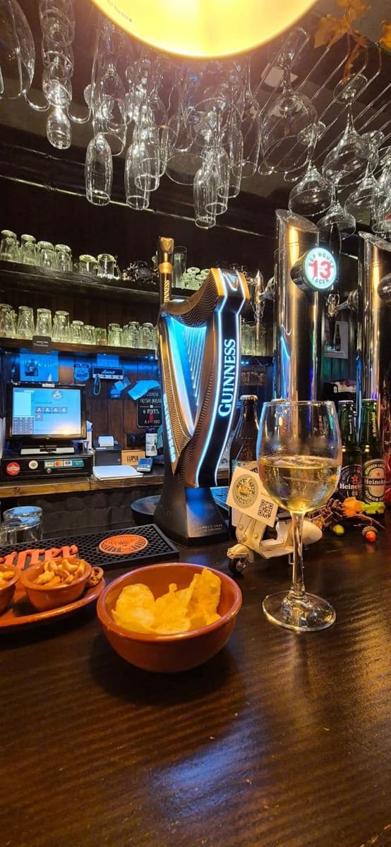 Gewerbe zu verkaufen in Puerto de Andratx - 425.000 € (Ref: 9606970)