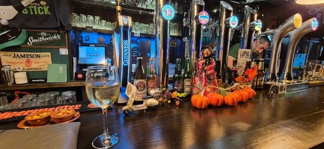 Gewerbe zu verkaufen in Puerto de Andratx, Andratx - 425.000 € (Ref: 9606970)