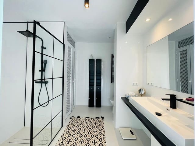 1 soveværelse Lejlighed til leje i Puerto de Andratx, Andratx med garage - € 2.500 (Ref: 9610311)