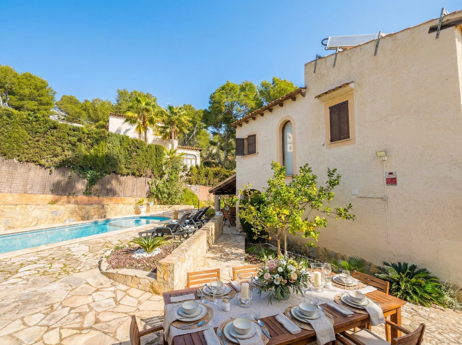 4 soveværelse Villa til leje i Costa de la Calma med swimmingpool garage - € 6.000 (Ref: 9610312)