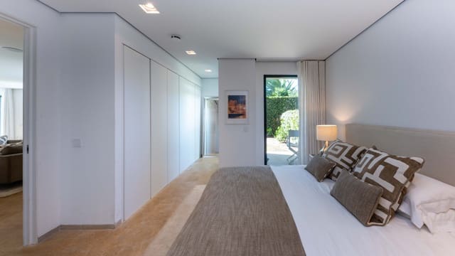 2 soverom Leilighet til salgs i Portals Nous, Calvià med svømmebasseng - € 2 700 000 (Ref: 9610313)