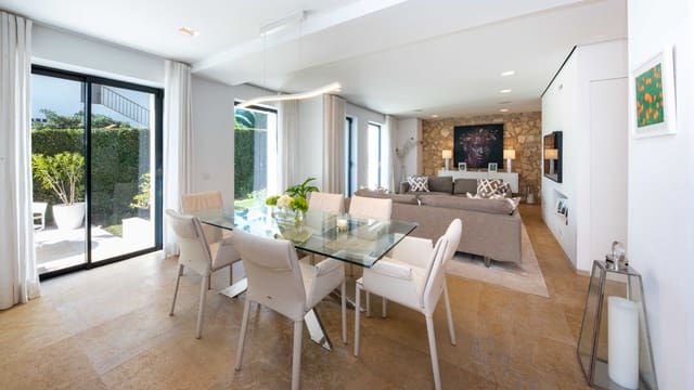 2 soverom Leilighet til salgs i Portals Nous, Calvià med svømmebasseng - € 2 700 000 (Ref: 9610313)