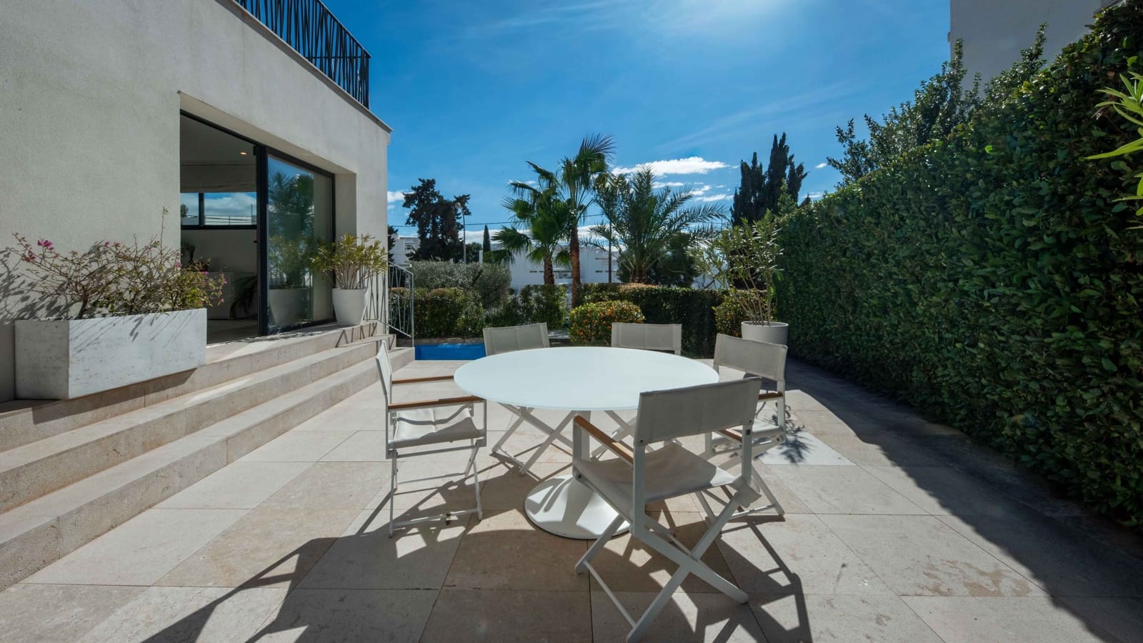 2 soverom Leilighet til salgs i Portals Nous med svømmebasseng - € 2 700 000 (Ref: 9610313)