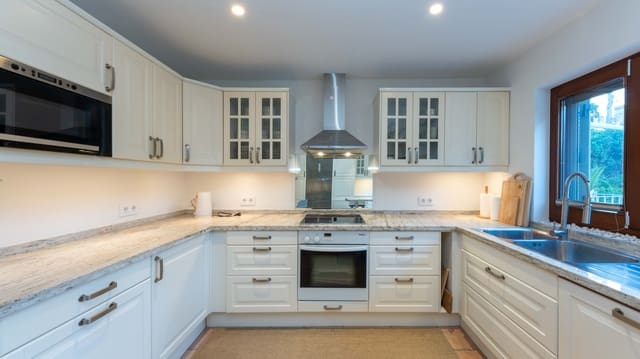 3 sovrum Villa till salu i Santa Ponsa, Calvià med garage - 1 995 000 € (Ref: 9618633)