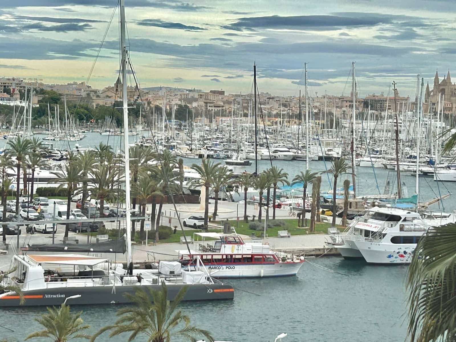 2 bedroom Apartment for rent in Palma de Mallorca with garage - € 2,300 (Ref: 9618635)