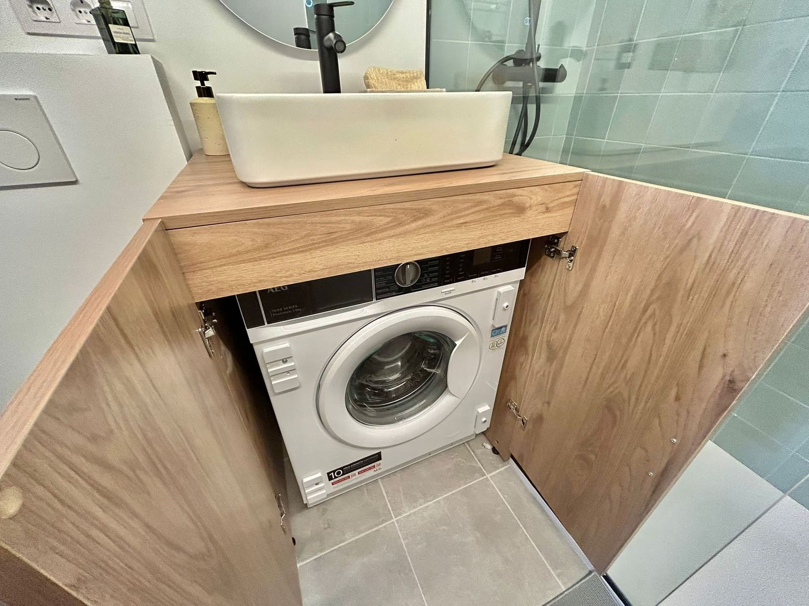 2 bedroom Apartment for rent in Palma de Mallorca with garage - € 2,300 (Ref: 9618635)