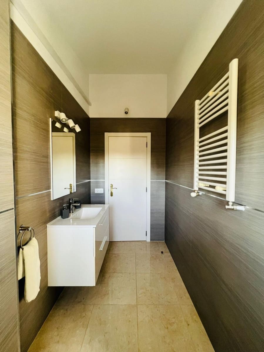 6 slaapkamer Villa te koop in Palma de Mallorca met zwembad garage - € 2.500.000 (Ref: 9618637)