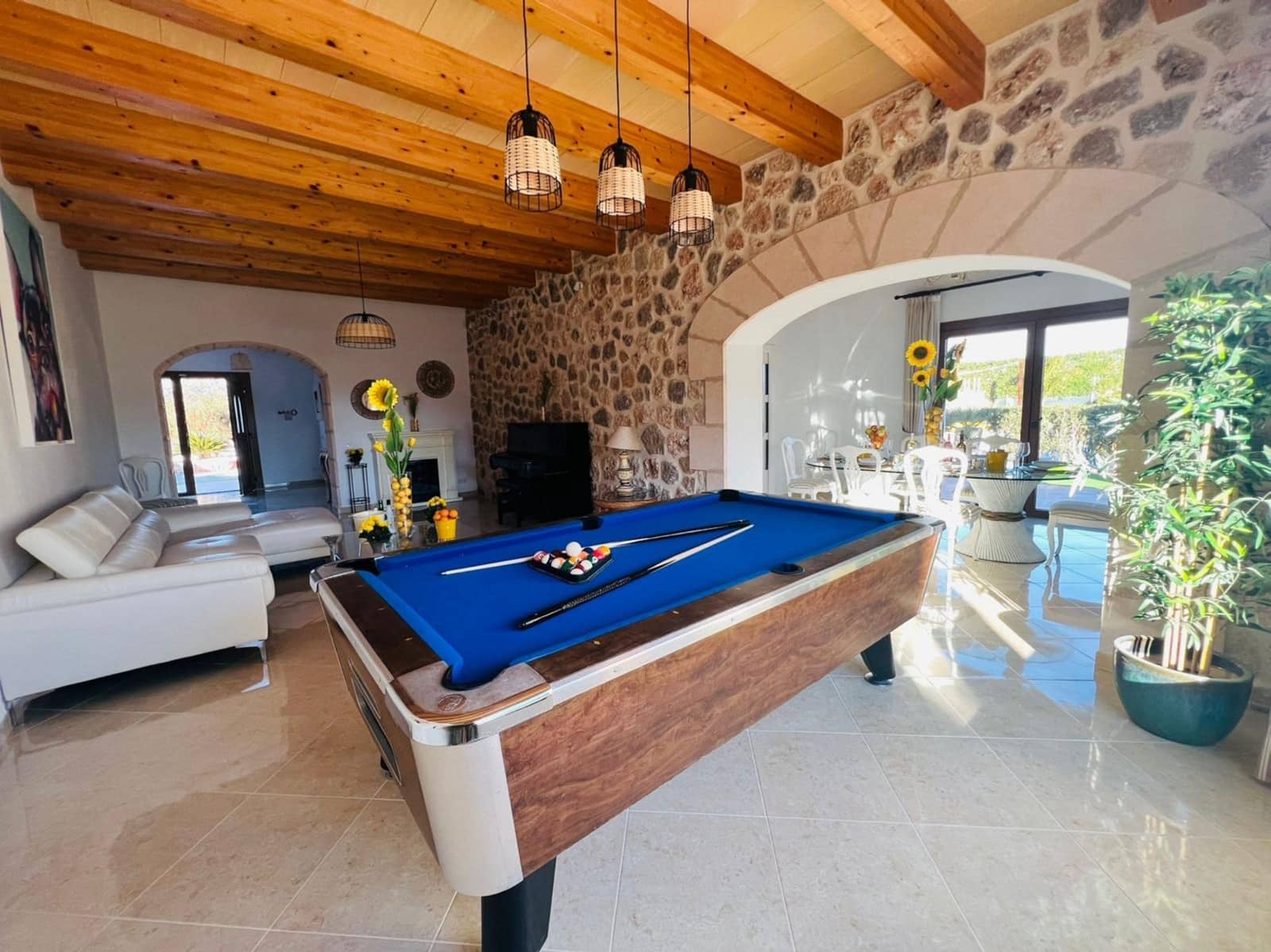 6 slaapkamer Villa te koop in Palma de Mallorca met zwembad garage - € 2.500.000 (Ref: 9618637)