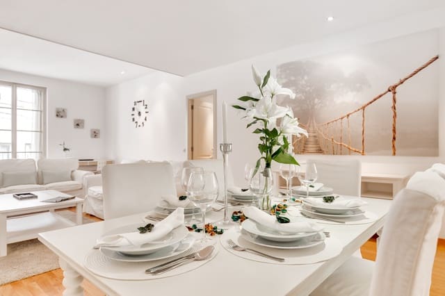 3 bedroom Apartment for rent in Sant Nicolau, Palma de Mallorca with garage - € 5,000 (Ref: 9618640)