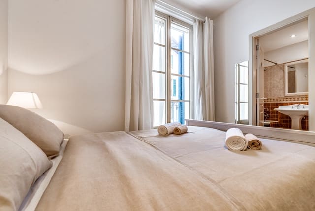 3 bedroom Apartment for rent in Sant Nicolau, Palma de Mallorca with garage - € 5,000 (Ref: 9618640)