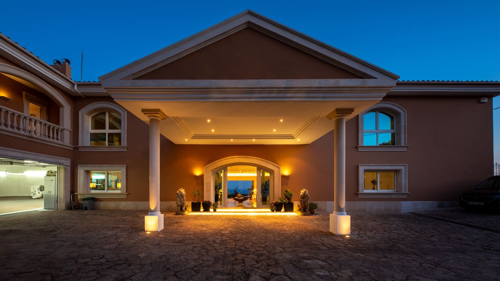 4 sypialnia Willa na sprzedaż w Costa d'en Blanes z basenem garażem - 13 000 000 € (Ref: 9618643)