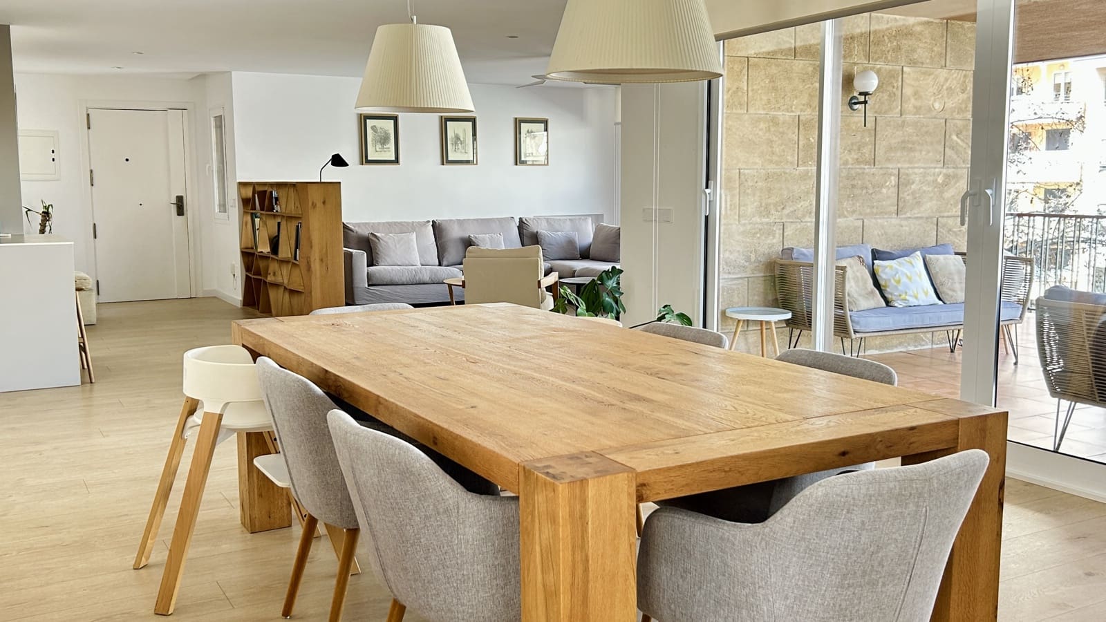 4 bedroom Apartment for sale in Palma de Mallorca with garage - € 1,450,000 (Ref: 9624125)