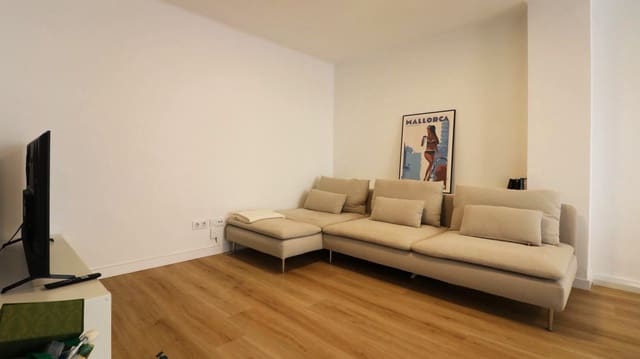3 bedroom Apartment for rent in Foners, Palma de Mallorca - € 1,800 (Ref: 9624126)