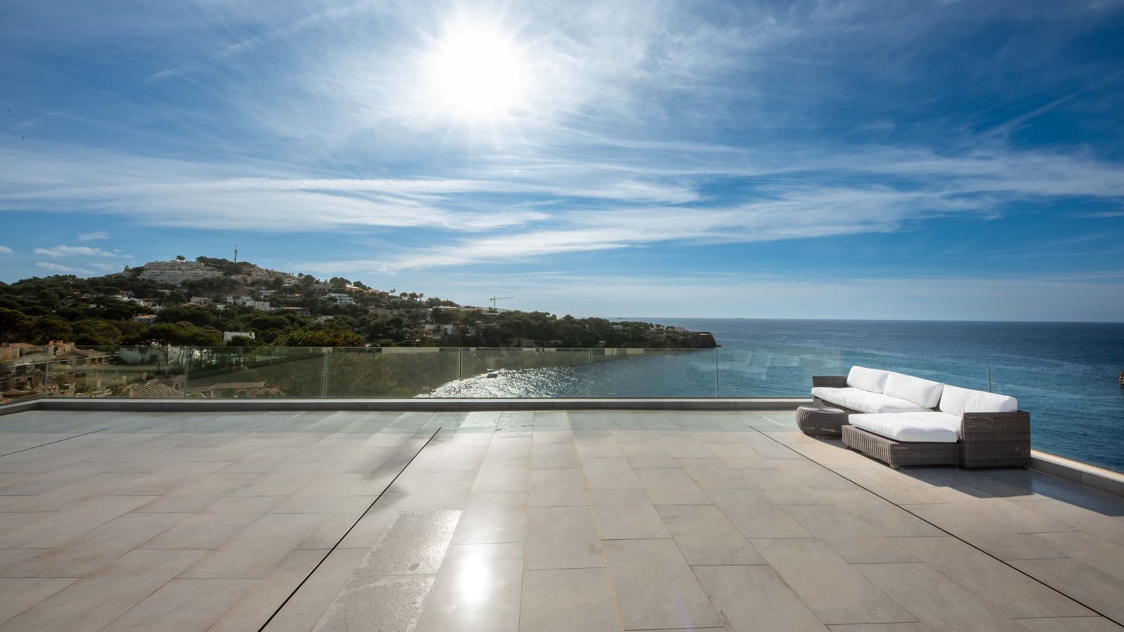 6 bedroom Villa for sale in Santa Ponsa with pool garage - € 10,900,000 (Ref: 9624128)