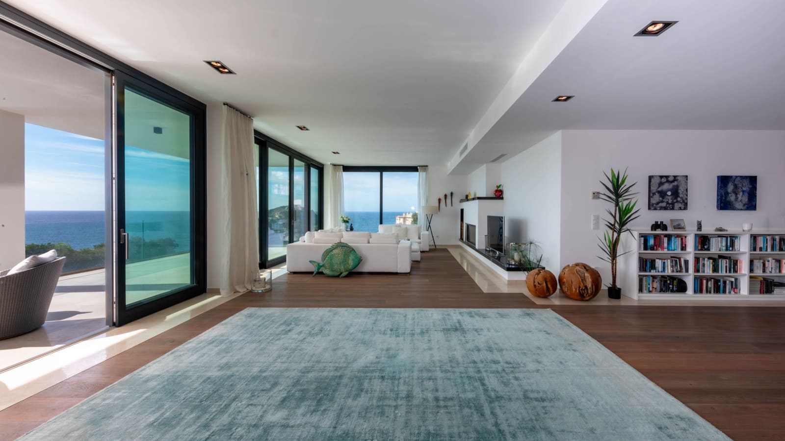 6 bedroom Villa for sale in Santa Ponsa with pool garage - € 10,900,000 (Ref: 9624128)