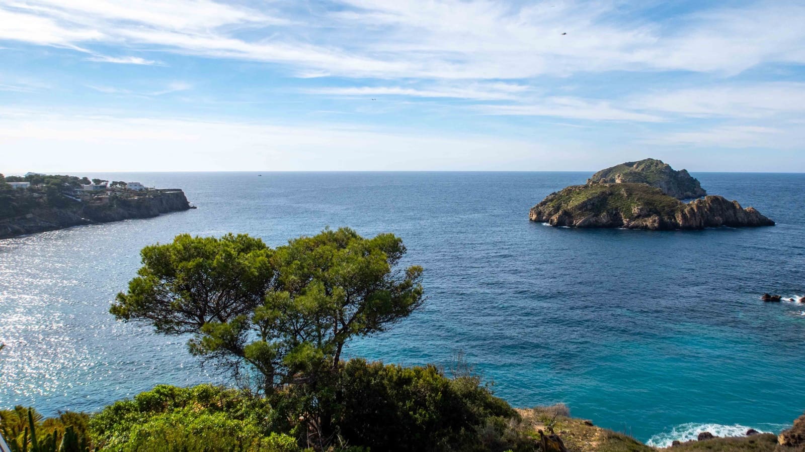 6 bedroom Villa for sale in Santa Ponsa with pool garage - € 10,900,000 (Ref: 9624128)