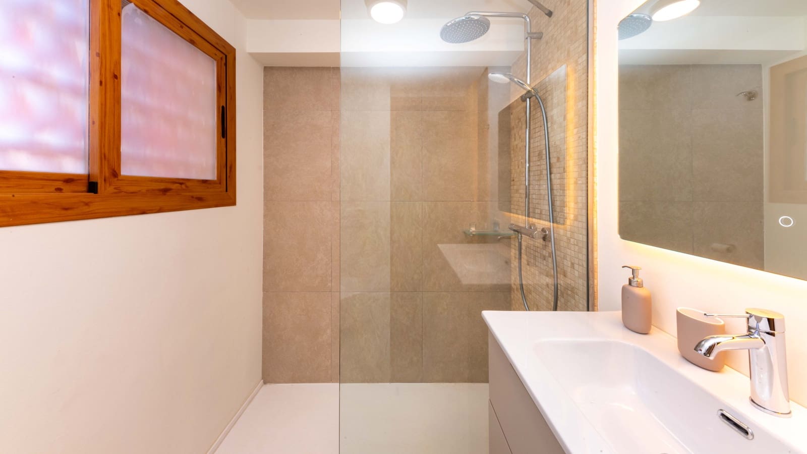 6 Zimmer Haus zu verkaufen in Palmanyola mit Pool Garage - 3.182.000 € (Ref: 9624130)