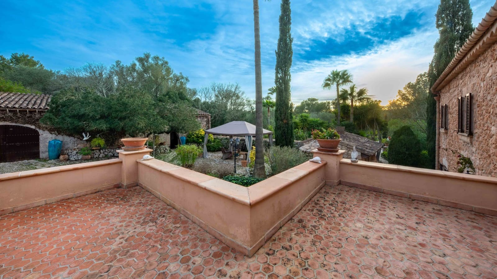 4 sovrum Finca/Hus på landet till salu i Algaida med pool garage - 2 750 000 € (Ref: 9624132)