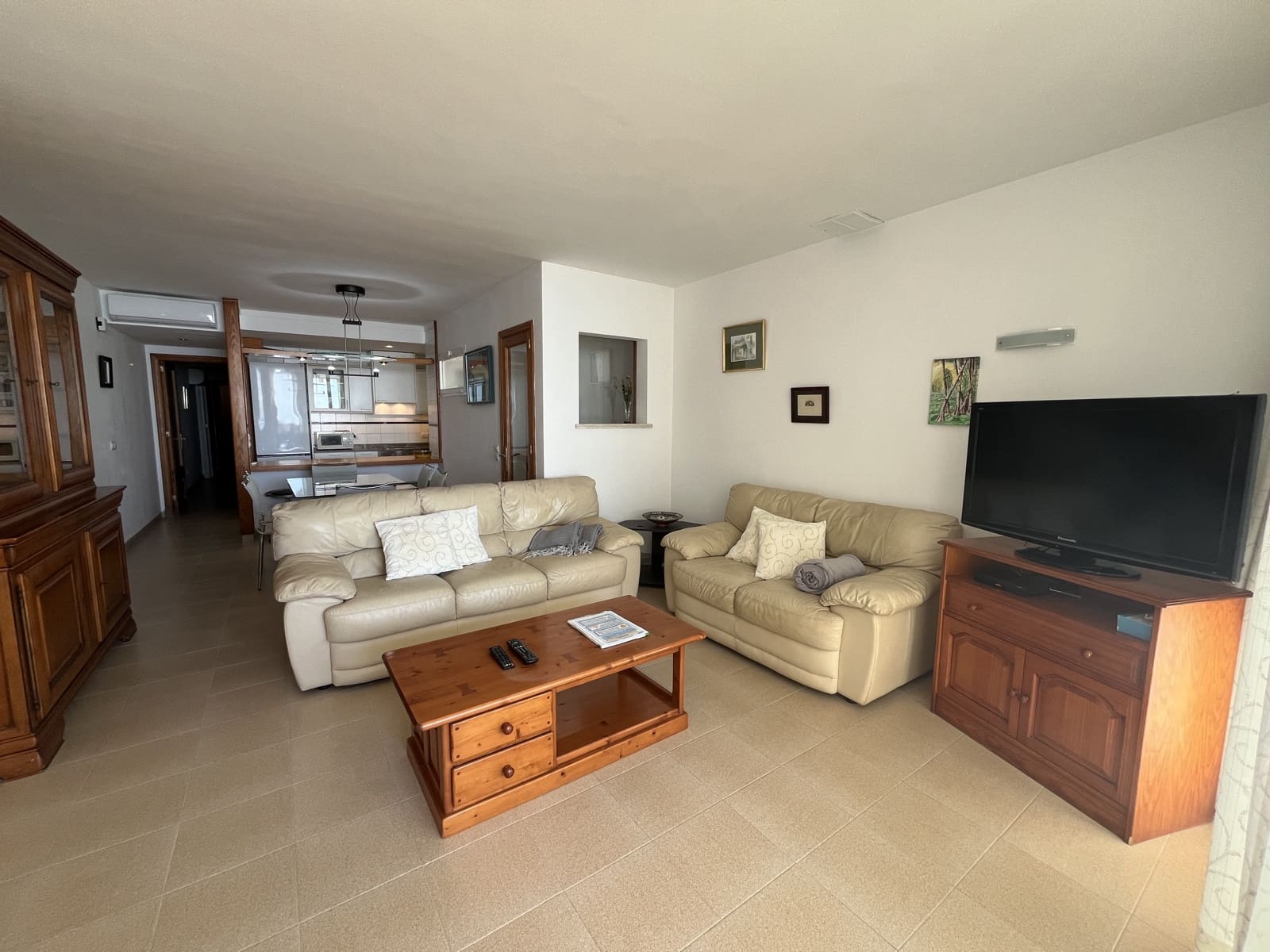 3 slaapkamer Appartement te huur in Puerto de Alcudia met garage - € 2.000 (Ref: 9629224)