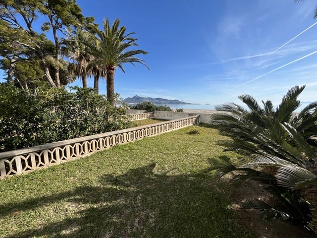 3 slaapkamer Appartement te huur in Puerto de Alcudia, Alcúdia met garage - € 2.000 (Ref: 9629224)