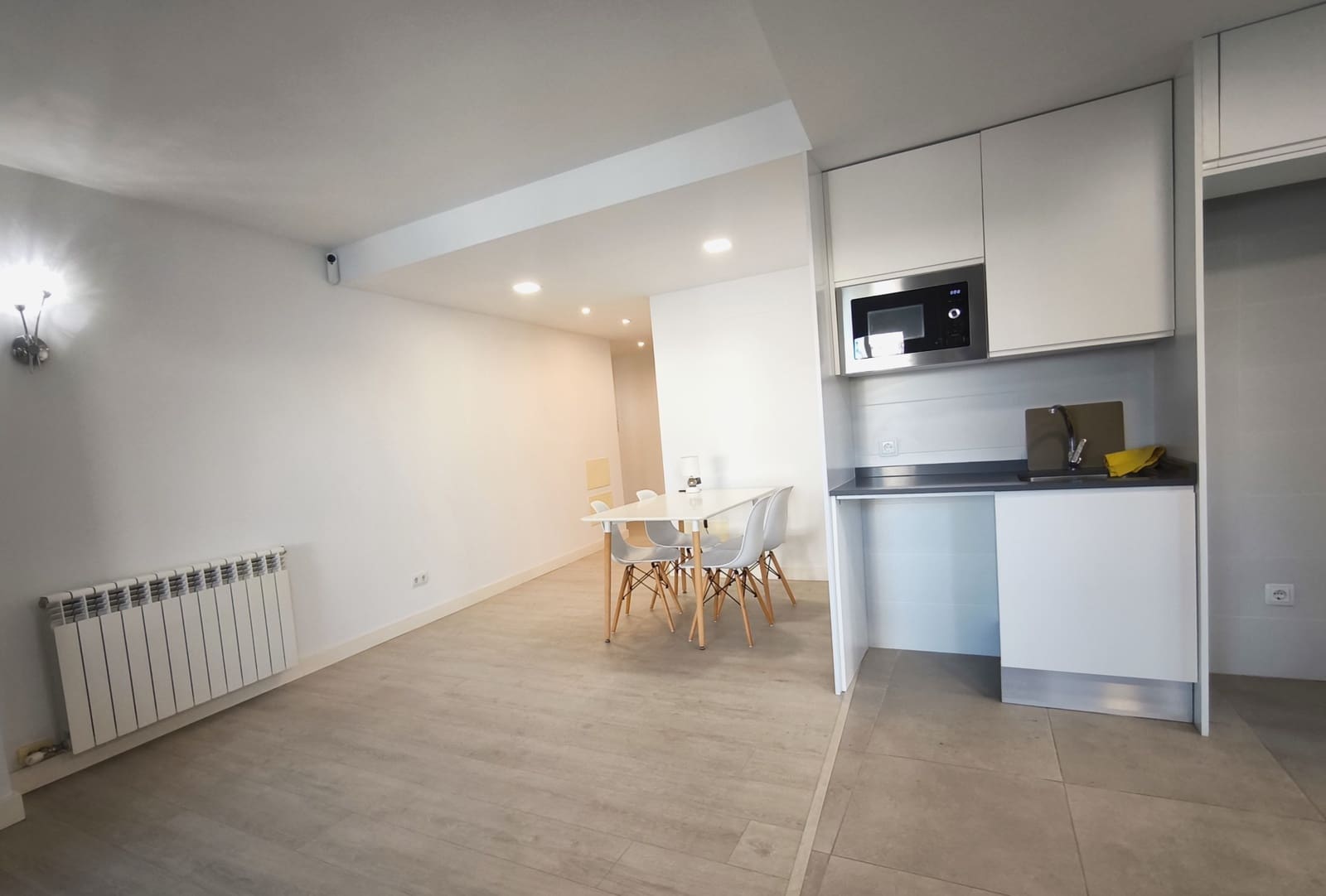 3 soveværelse Lejlighed til leje i Palma de Mallorca med garage - € 2.200 (Ref: 9629226)