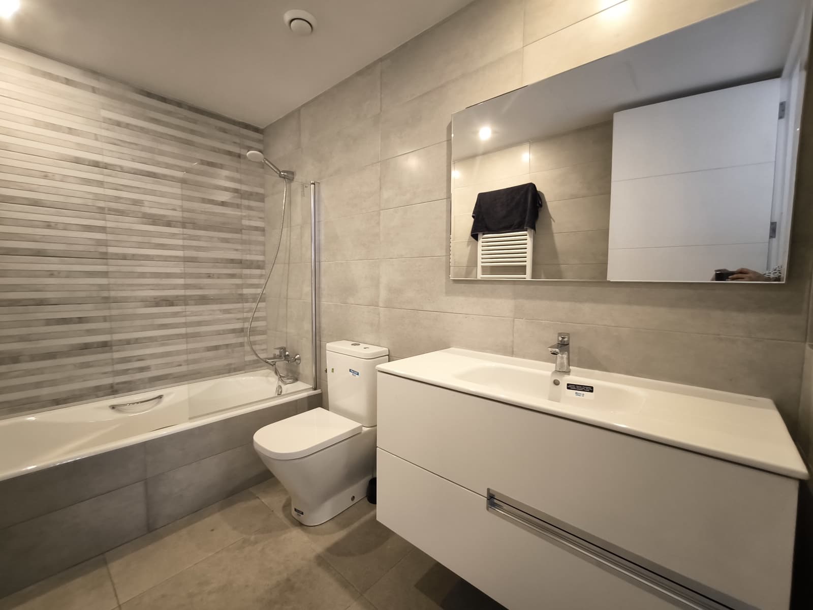 3 soveværelse Lejlighed til leje i Palma de Mallorca med garage - € 2.200 (Ref: 9629226)