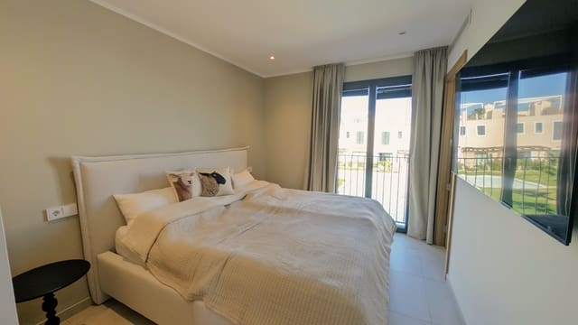 2 soverom Penthouse til salgs i Ses Salines med garasje - € 595 000 (Ref: 9632851)