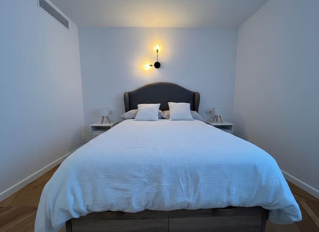 2 bedroom Apartment for rent in Santa Ponsa, Calvià with garage - € 2,500 (Ref: 9632852)