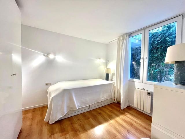 2 sovrum Lägenhet till salu i Santa Ponsa, Calvià med garage - 329 000 € (Ref: 9646350)