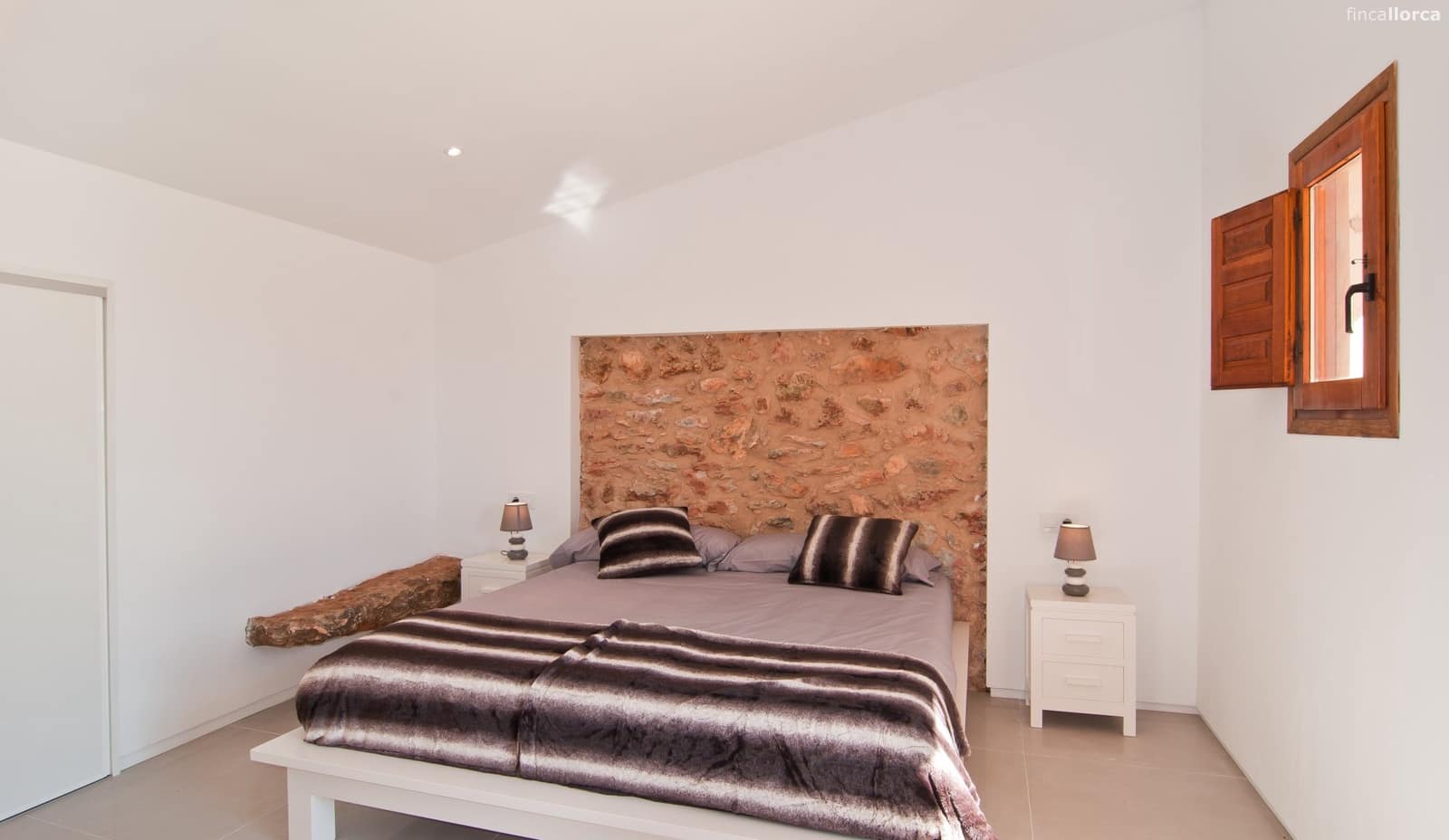 5 bedroom Finca/Country House for rent in Algaida with pool garage - € 3,500 (Ref: 9646351)