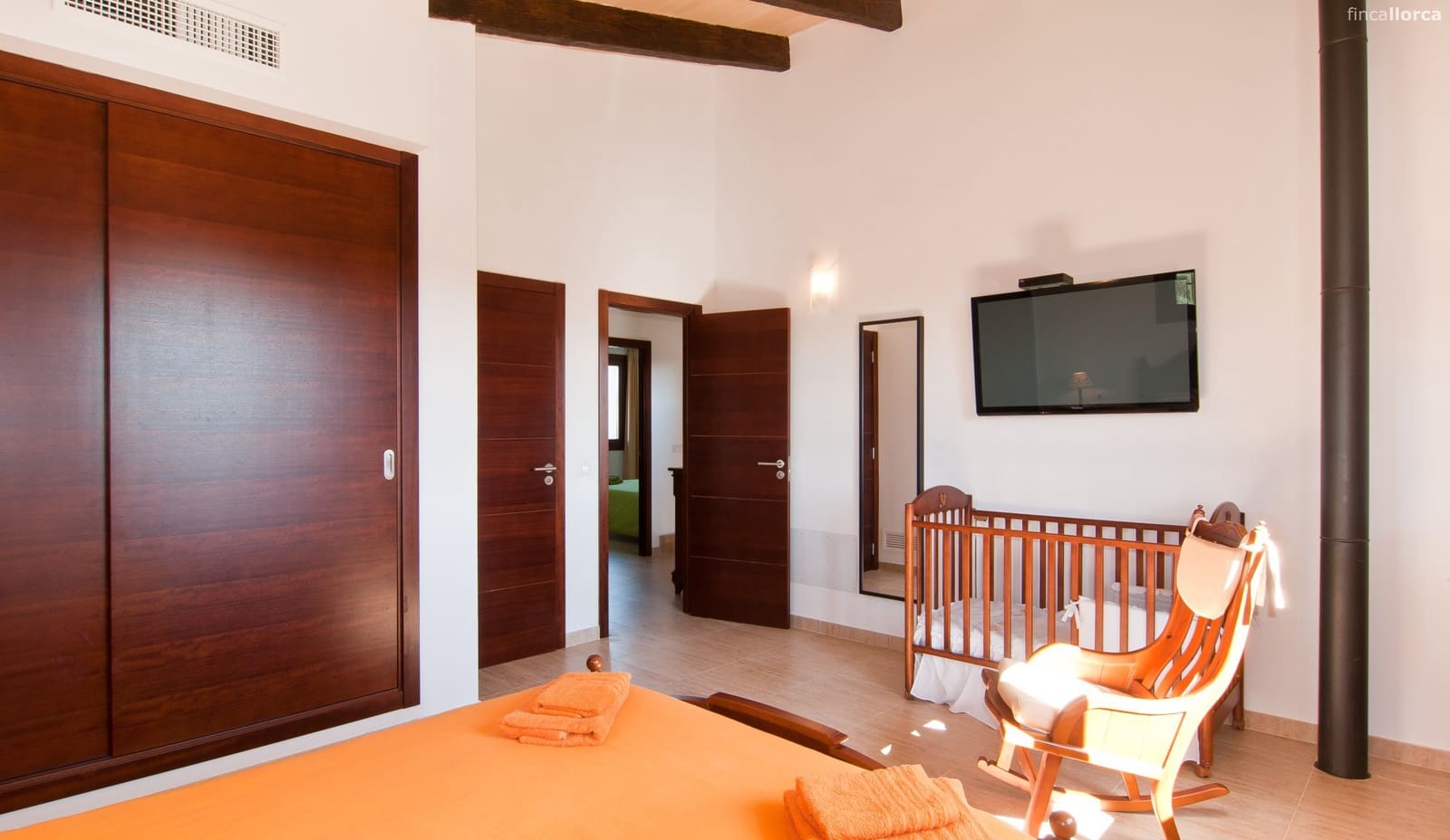 5 bedroom Finca/Country House for rent in Algaida with pool garage - € 3,500 (Ref: 9646351)