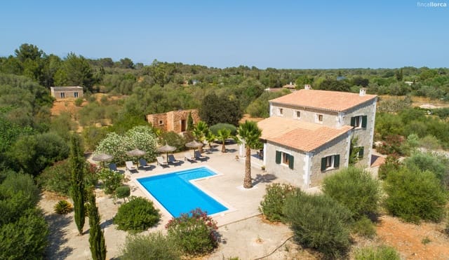 Finca/Maison de Campagne de 5 chambres à louer à Algaida avec piscine garage - 3 500 € (Ref: 9646351)