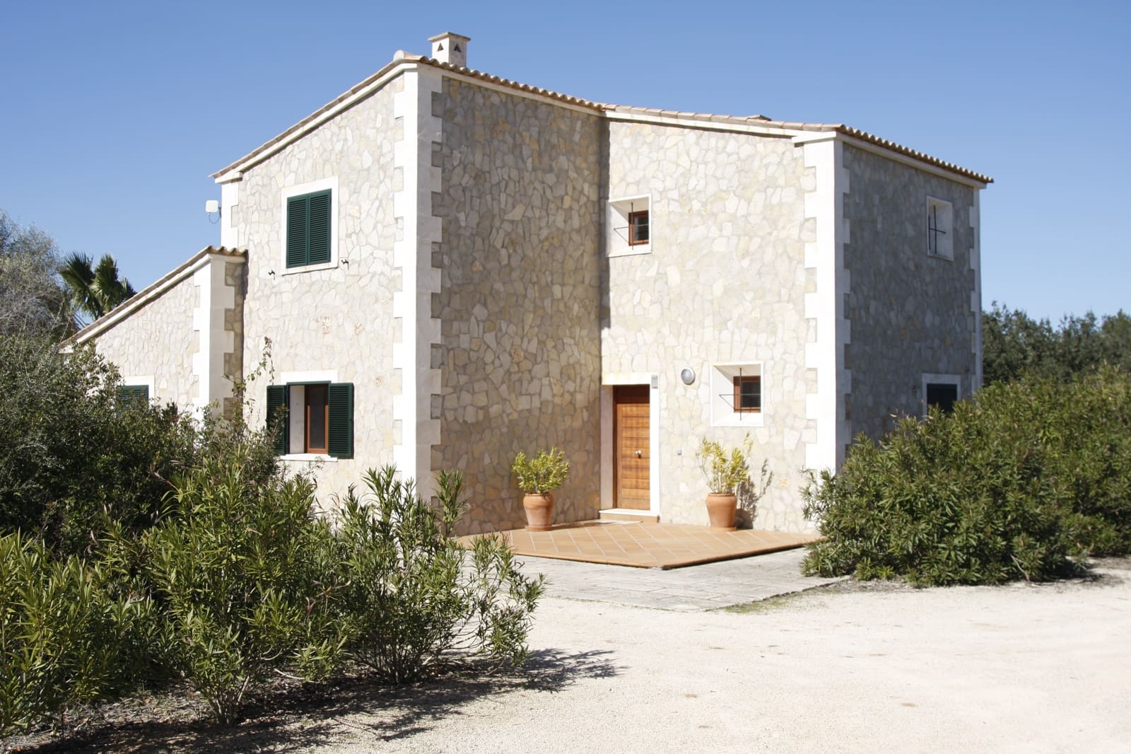 5 bedroom Finca/Country House for rent in Algaida with pool garage - € 3,500 (Ref: 9646351)