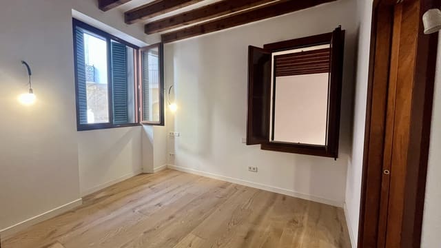 3 soveværelse Lejlighed til leje i Monti-Sion, Palma de Mallorca med garage - € 4.900 (Ref: 9646353)